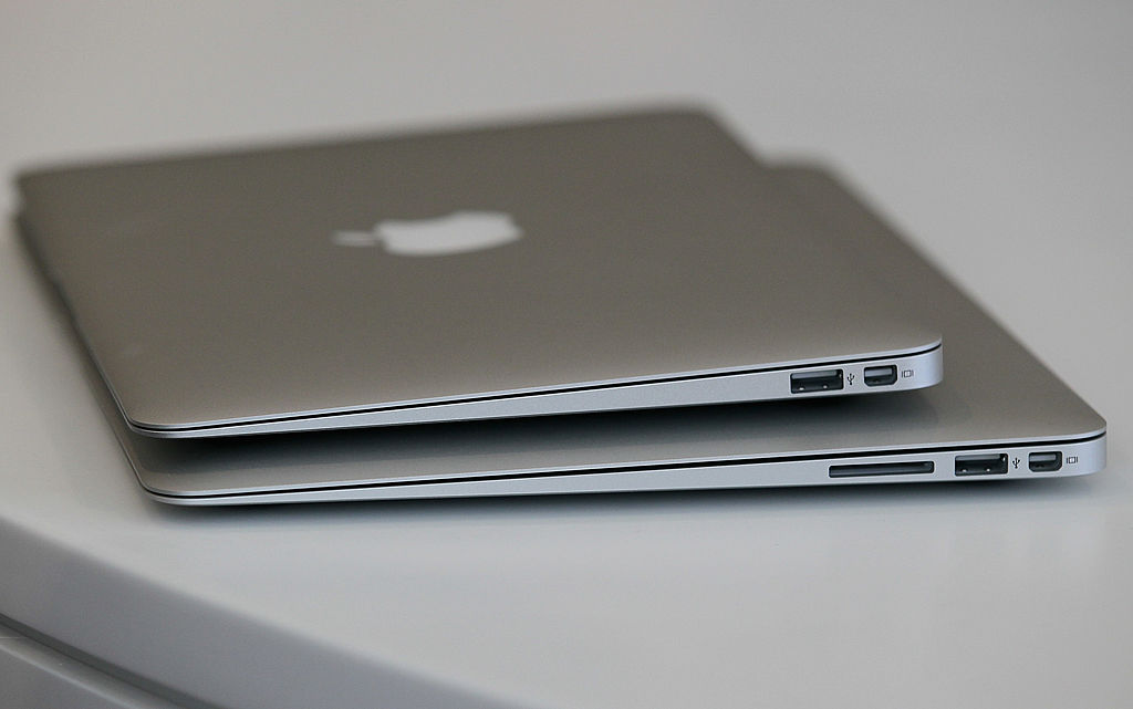 release date for the 2016 mac book pros